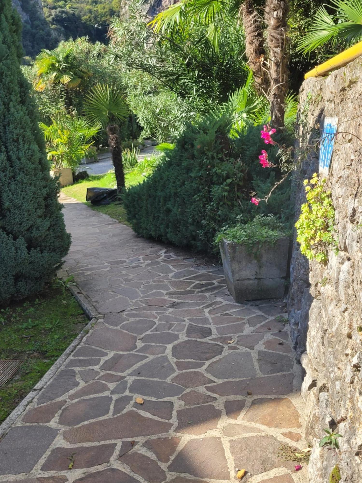 Appartamento Peace&Lake Riva del Garda Exterior photo